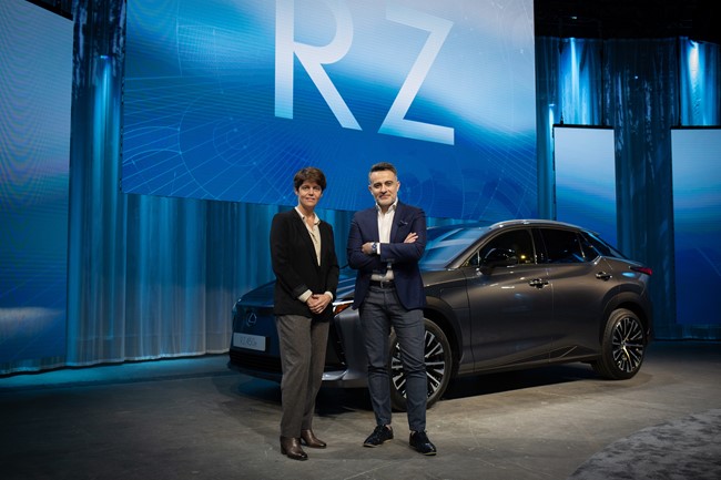Lexus lanza en España el eléctrico RZ 450e, con un consumo de menos de 18 kW por cada cien kilómetros
