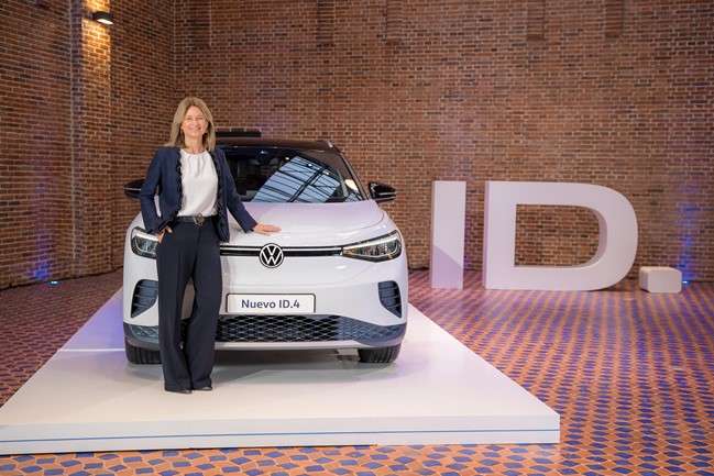 Laura Ros (Volkswagen) apuesta por una fiscalidad positiva y un plan de ayudas "eficiente"