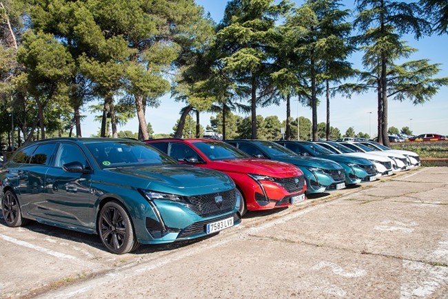 Peugeot lanza en España el 308 SW, que se ofrece con tres tipos de motorizaciones