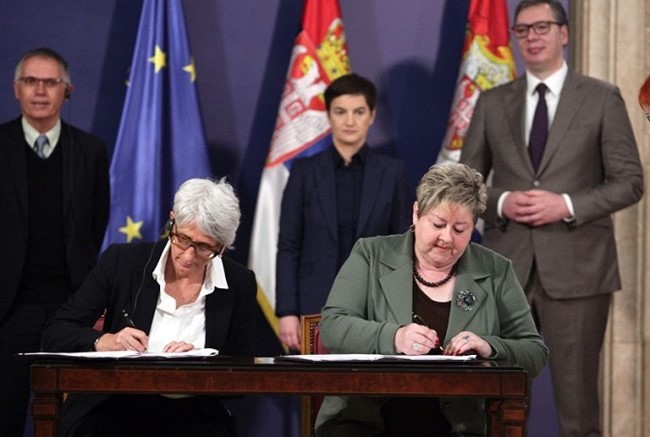 Stellantis fabricará vehículos eléctricos en Serbia tras una inversión de 190 millones de euros