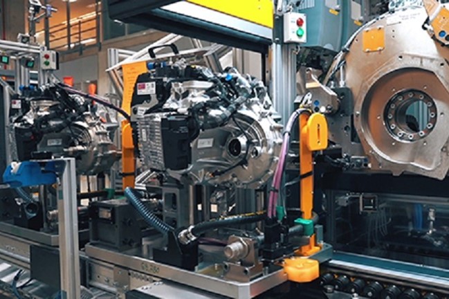 Magna inicia la producción de la primera transmisión 'mild hybrid' para el grupo BMW
