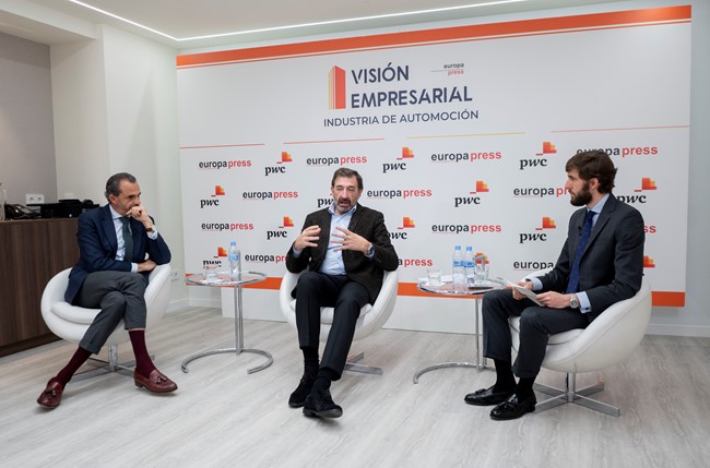 PwC asegura que el automóvil es "imprescindible" en la descarbonización y prevé una recuperación en 2024