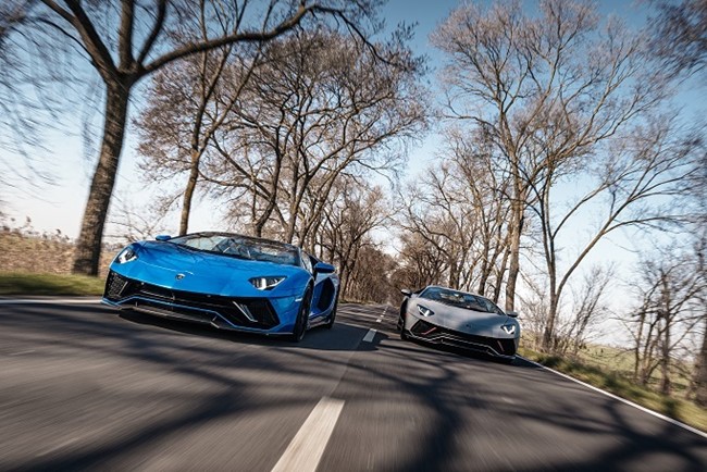 El Lamborghini Aventador Ultimae se despide del motor de combustión V12
