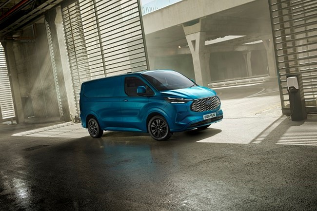 Ford Pro muestra los primeros detalles de la nueva E-Transit Custom eléctrica