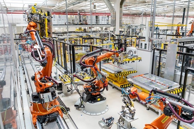 Skoda inicia la producción de los sistemas de baterías MEB en República Checa
