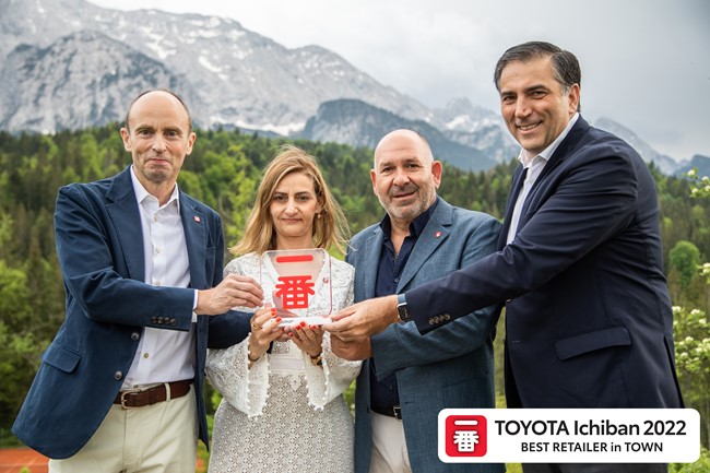 Toyota premia a sus 47 mejores concesionarios, tres españoles, por ofrecer un servicio "excepcional"