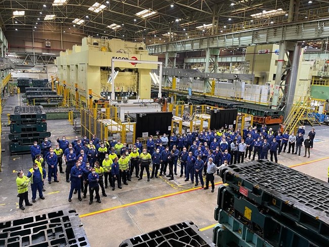 Ford Almussafes cambia de nuevo su calendario de ERTE hasta "prácticamente agotar" las paradas pactadas