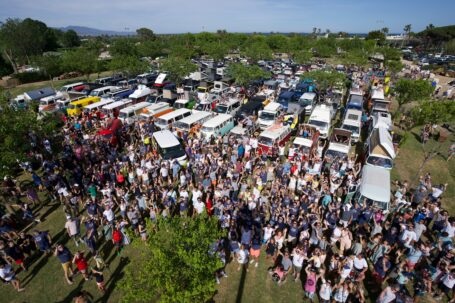 La FurgoVolkswagen celebró su decimoctava edición con un récord de 800 furgos y 6.000 asistentes