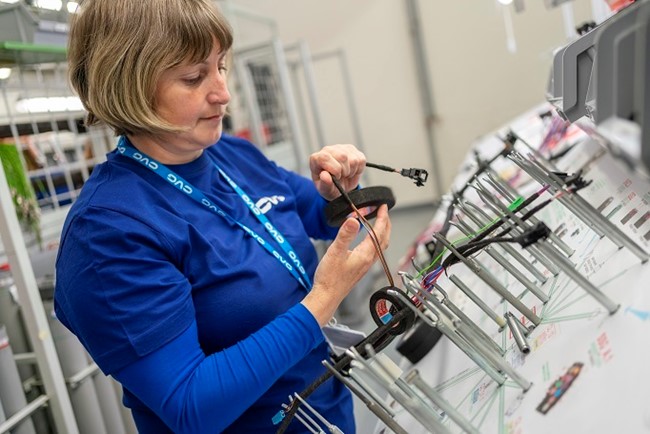 Skoda traslada parte de su producción de mazos de cables de Ucrania a República Checa