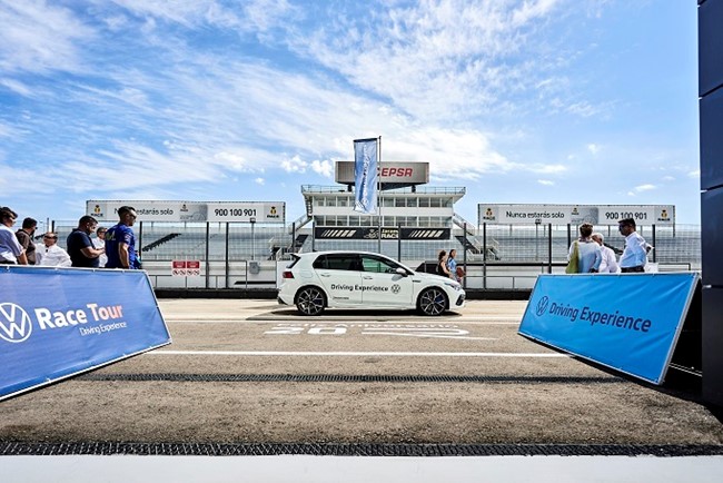 Volkswagen ha formado a casi 30.000 conductores en su Escuela de Conducción desde 2003