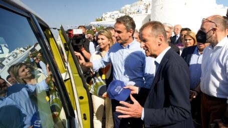 Volkswagen inaugura los servicios de movilidad en Astipalea (Grecia) para la electrificación de la isla