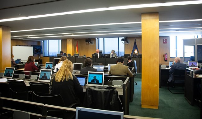 PSOE, UP y ERC suman a PP y Cs para estudiar cambios legales para el despliegue de puntos de recarga
