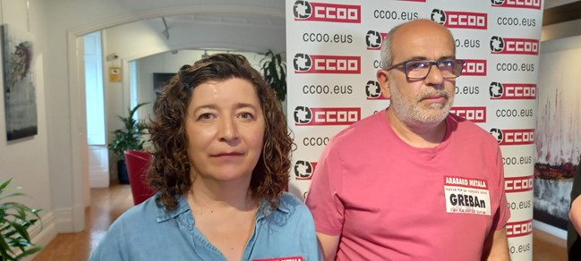 CCOO rechaza que se intente "condicionar" las inversiones en Mercedes a acuerdos salariales a la baja