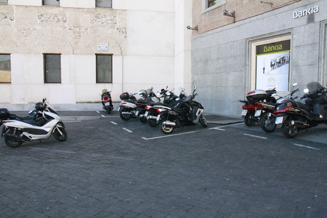 Barcelona, Madrid y Valencia suman el 30% de las motos de España, según Unespa