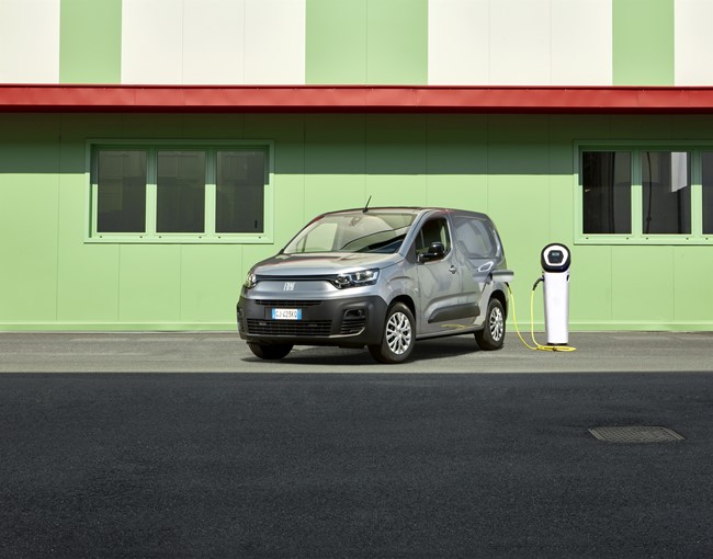Fiat lanza el 'made in Spain' Doblò, que llega con una versión eléctrica de 136 caballos