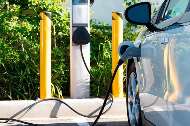 Una de cada tres marcas no ofrece modelos totalmente eléctricos en España, según Sumauto