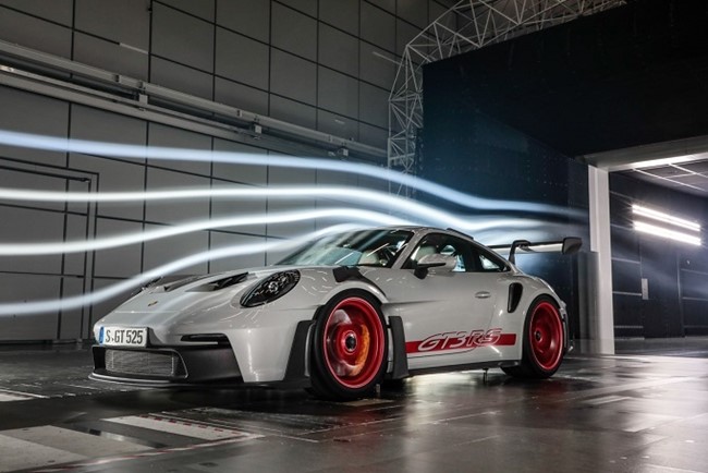 Porsche lanza en España el nuevo 911 GT3 RS, con una potencia de 525 caballos