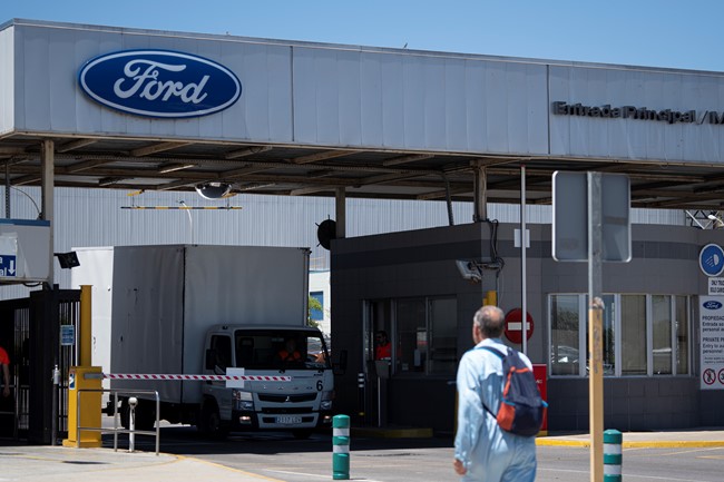 Generalitat Valenciana dice que Ford confía en Almussafes "más allá del Perte" y apoya su transformación