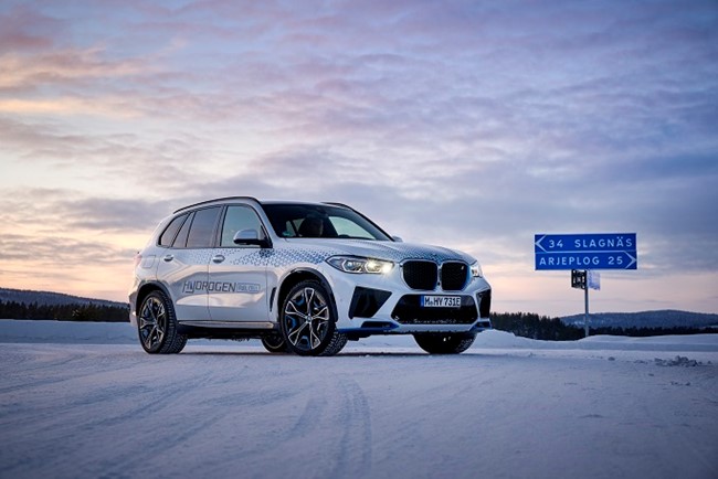 BMW inicia la producción de sistemas de pila combustible para el iX5 impulsado por hidrógeno