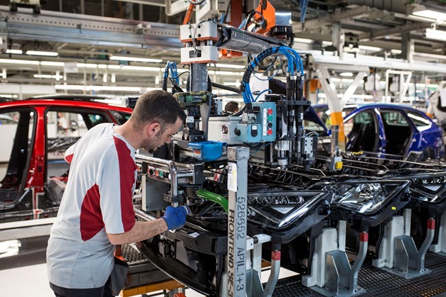 Seat plantea un ERTE en Martorell (Barcelona) de tres meses por la falta de 'chips'