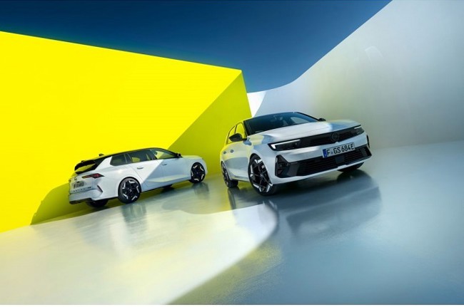Los Astra GSe y Astra Sports Tourer GSe, primeros modelos de la submarca deportiva tope de gama de Opel