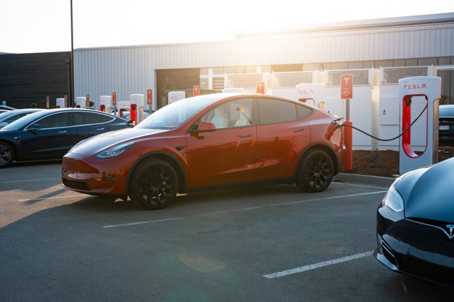 Tesla alcanza las 50 estaciones de supercargadores en España