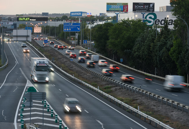 El 60% de los españoles utiliza el coche como medio de transporte habitual, según Fesvial y Michelin