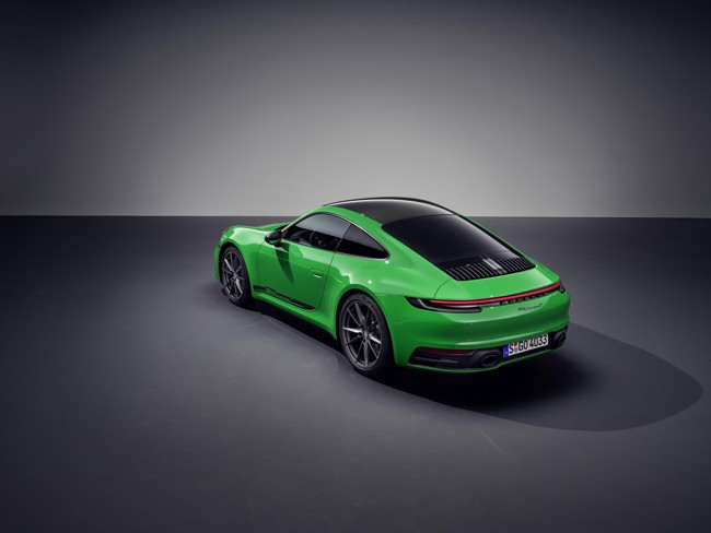 Porsche amplía la gama 911 con el Carrera T, con un motor de 385 caballos y un precio de 143.000 euros