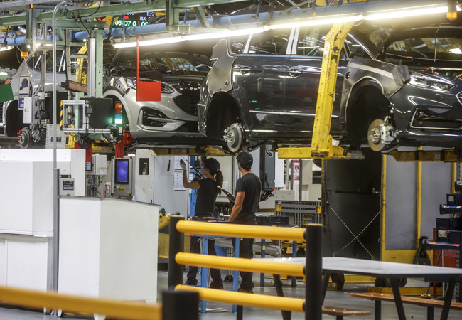 VÍDEO: Ford Almussafes dejará de fabricar en abril de 2023 los S-Max y Galaxy y anunciará nuevos eléctricos