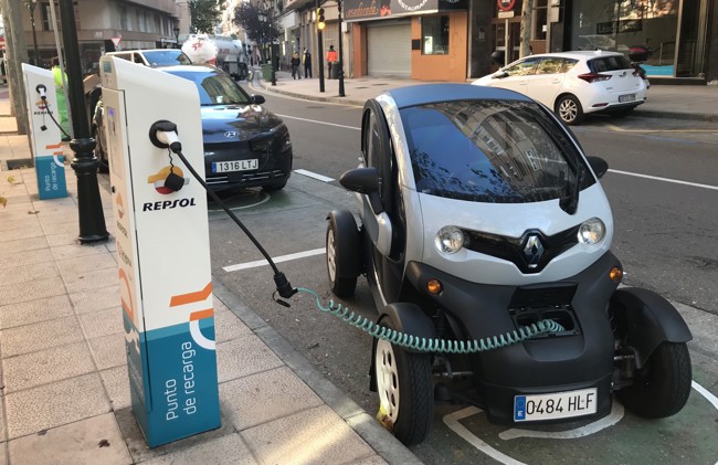 UE y EE.UU. lanzan un equipo de trabajo para tratar el plan de ayudas al coche eléctrico 'made in USA'