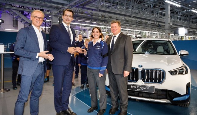 Uno de cada tres vehículos producidos en las fábricas alemanas de BMW será eléctrico en 2024