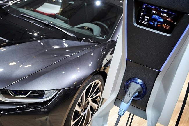 España, a la cola europea en penetración del coche eléctrico, solo por delante de Chequia y Hungría