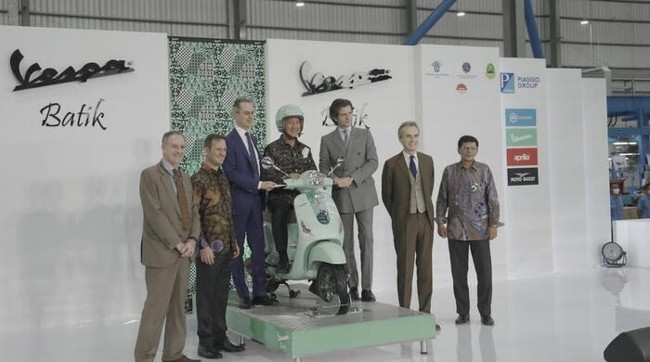 Piaggio abre una planta en Yakarta que produce modelos de Vespa para el mercado local