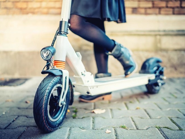 Aedive apoya el modelo de concesión única de Málaga para los servicios compartidos de bicis y patinetes