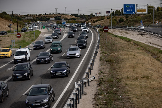 La DGT pone en marcha un dispositivo especial por el puente y prevé 13,5 millones de desplazamientos