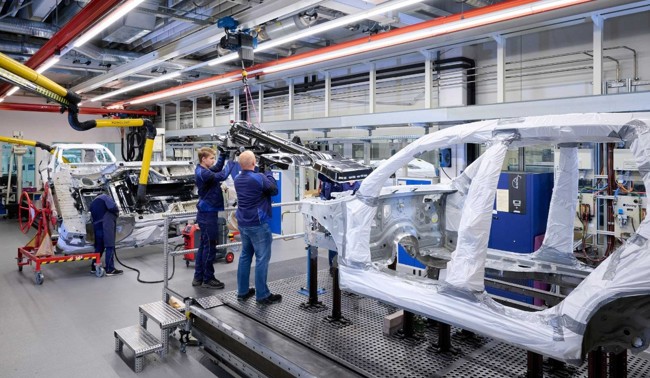 BMW inicia en Munich la producción del BMW iX5 impulsado por hidrógeno
