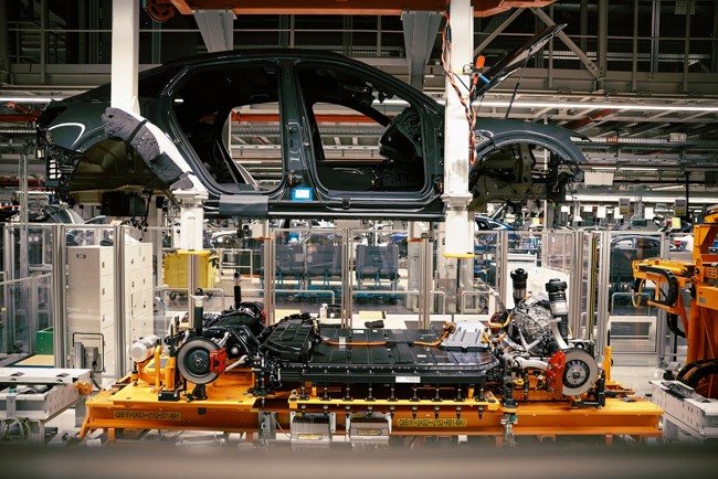 Audi comienza la producción del Q8 e-tron en su planta de Bruselas