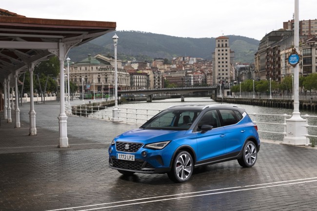 Seat actualiza la oferta comercial del Arona y el modelo está disponible con "entrega inmediata"