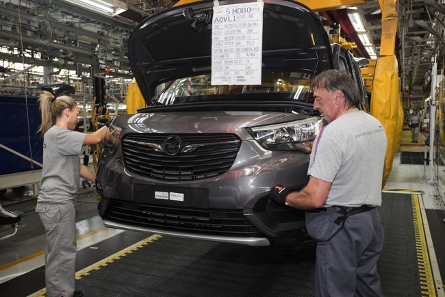 Stellantis Vigo reanuda este martes su actividad en el sistema 1 tras parar este lunes