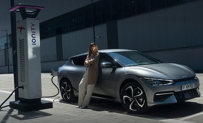 Kia se une a &Charge para lanzar un programa defidelización en la carga de vehículos eléctricos