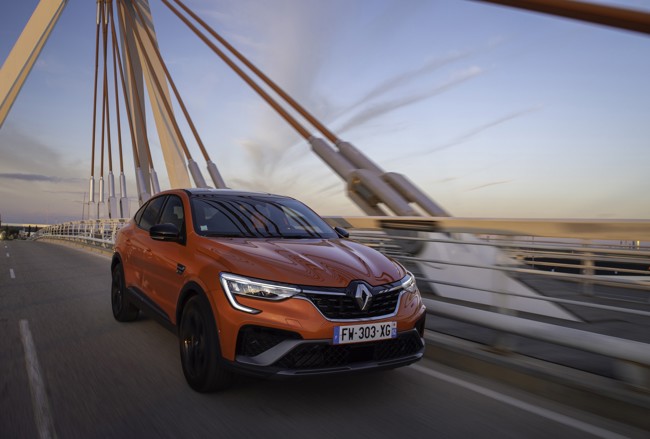 La revisión de su alianza con Nissan beneficiará a Renault al acabar con la incertidumbre, según S&P