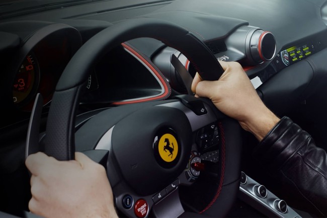 Ferrari logró un beneficio neto de 939 millones de euros en 2022, un 12,7% más