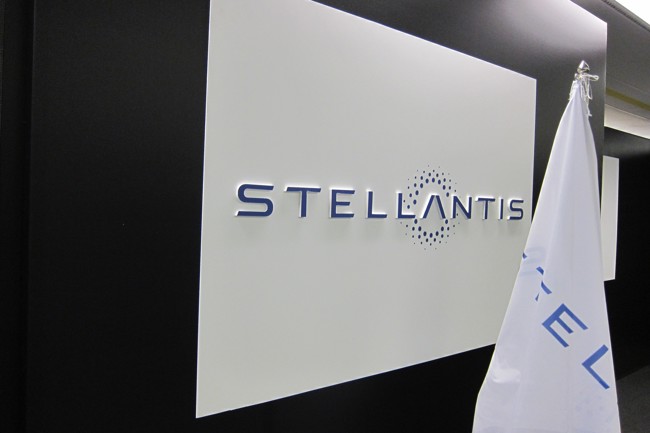 Stellantis cambiará su 'ticker' en la Bolsa de Milán y en Euronext París a partir del 13 de febrero