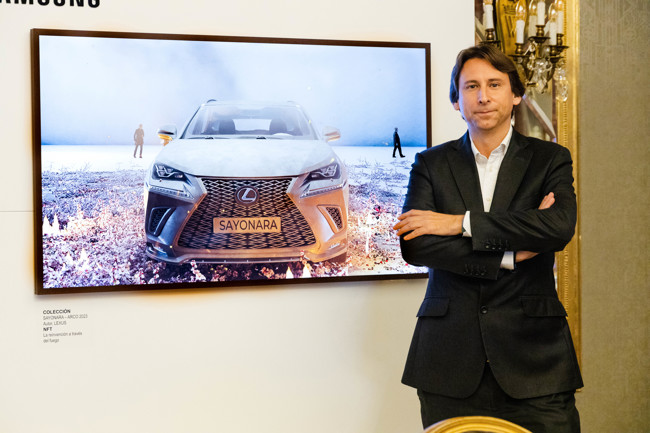 Lexus se despide de la anterior generación del NX con una obra de arte que vende como NFT