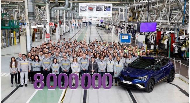 La factoría de Renault en Valladolid fabrica su vehículo 8 millones desde 1972, un Captur