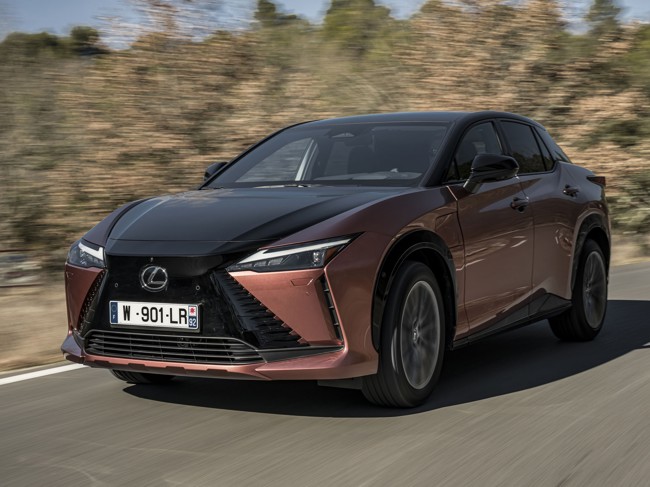 Lexus habilita la reserva 'online' de toda su gama, incluido el RZ 450e 100% eléctrico