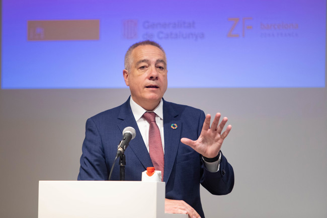 Navarro (CZFB) cree que con Nissan resuelven "una de las principales crisis industriales"