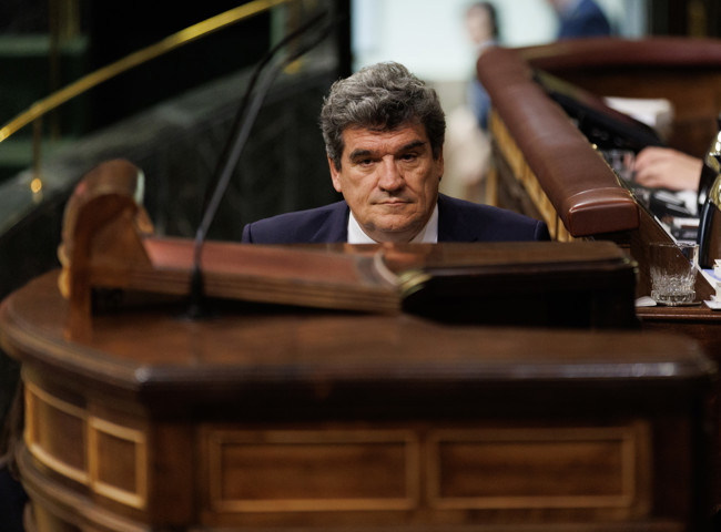 Escrivá cree que "es posible" que el ERE en Ford esté "justificado" por cuestiones de "flexibilidad"