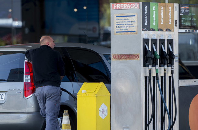 La AOP pide un marco regulatorio que permita desarrollar los 'e-fuels' y reducir su coste