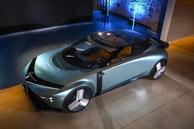 Lancia presenta el Pu+Ra HPE, un 'concept' que define la visión de la marca para la próxima década